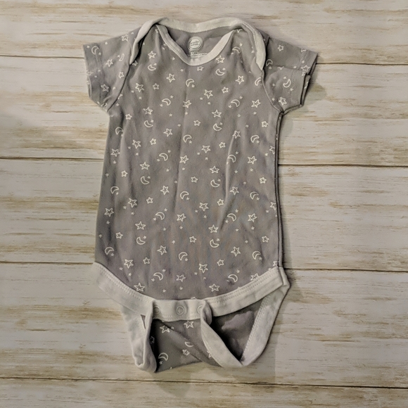 3 - 6 M boys lot of clothes - Picture 2 of 6